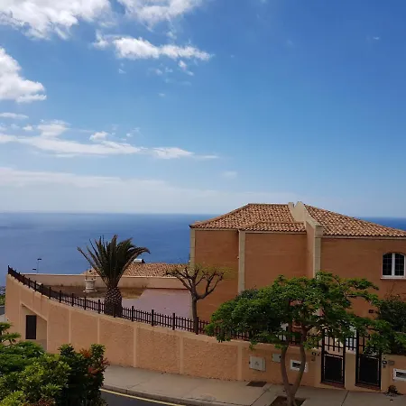 And Tenerife Homestay *